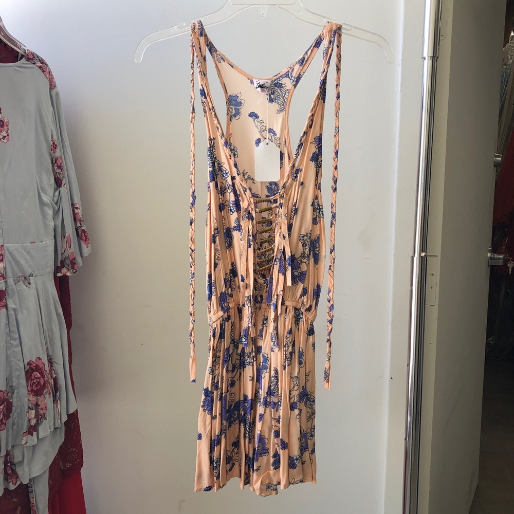 ROMPER - Picture 1 of 3